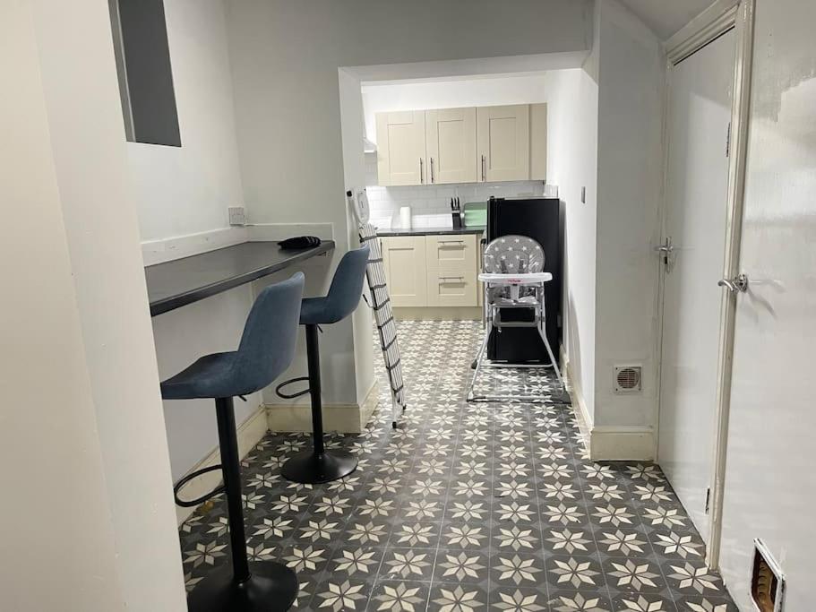30 Percent Off Weekly Stays - 6 Bedroom House - 11 Beds Блэкпул Экстерьер фото