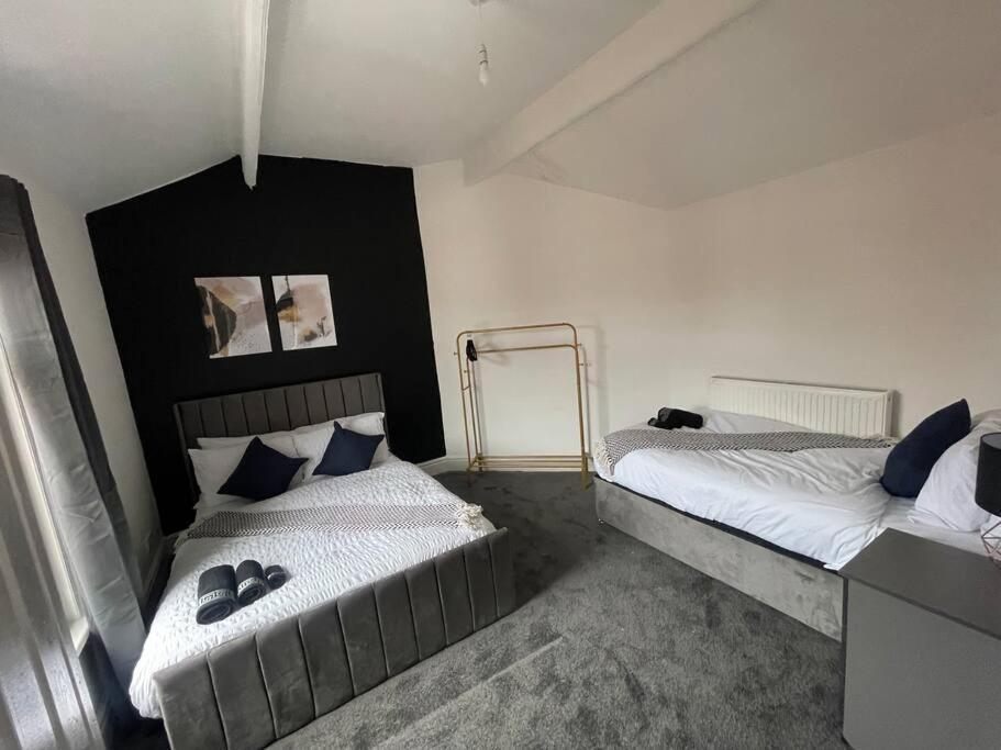 30 Percent Off Weekly Stays - 6 Bedroom House - 11 Beds Блэкпул Экстерьер фото